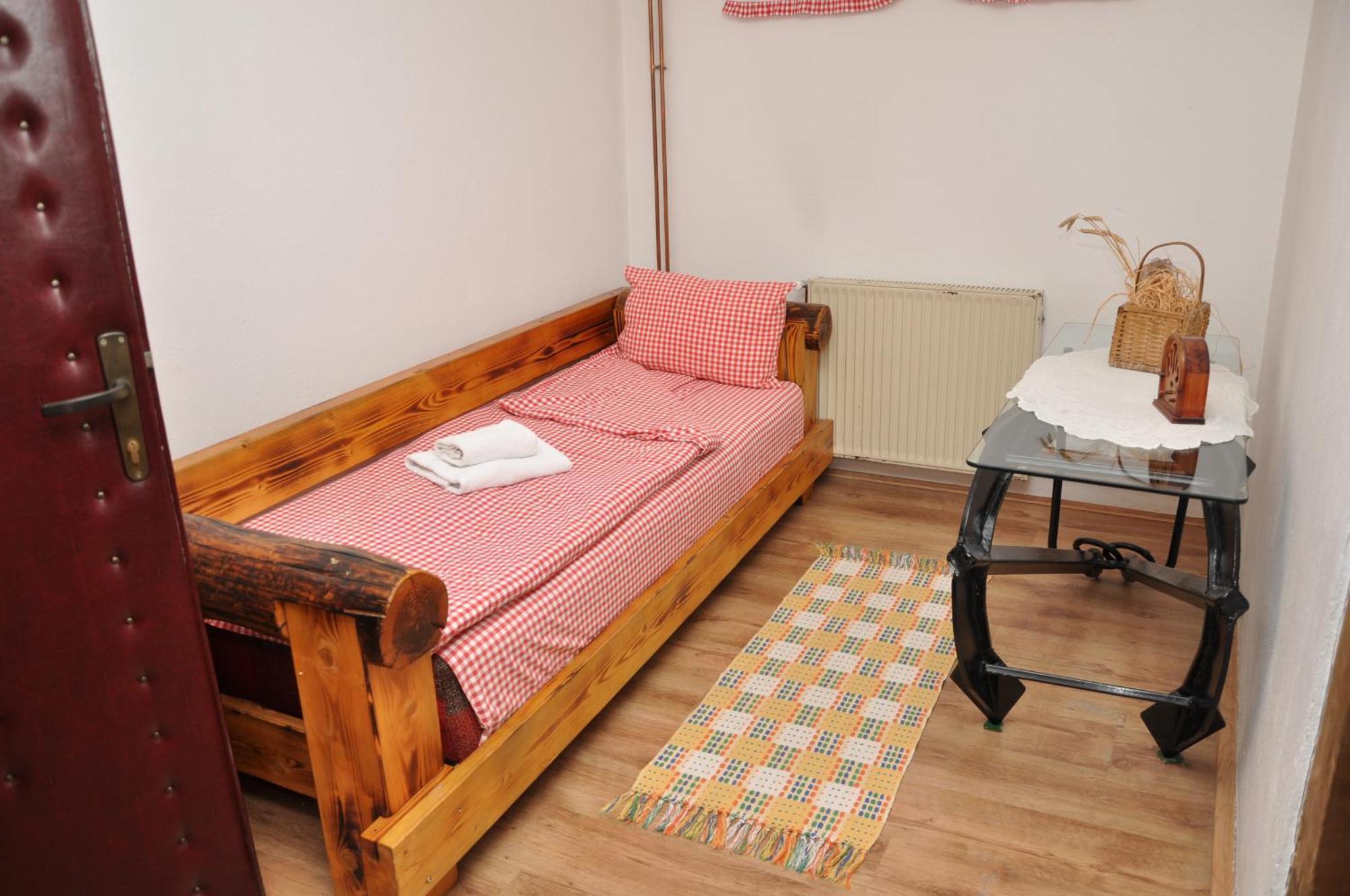Inn Cakmara Raška 部屋 写真