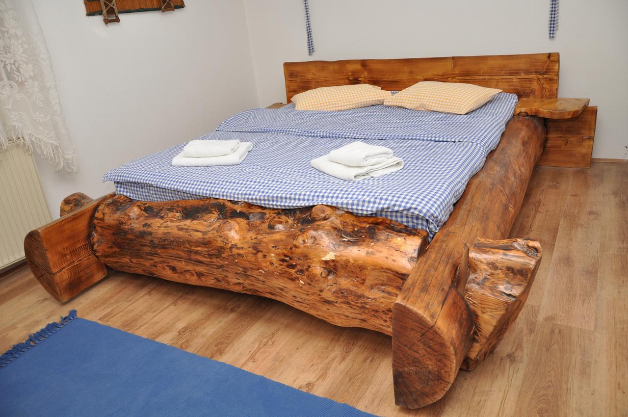 Inn Cakmara Raška 部屋 写真